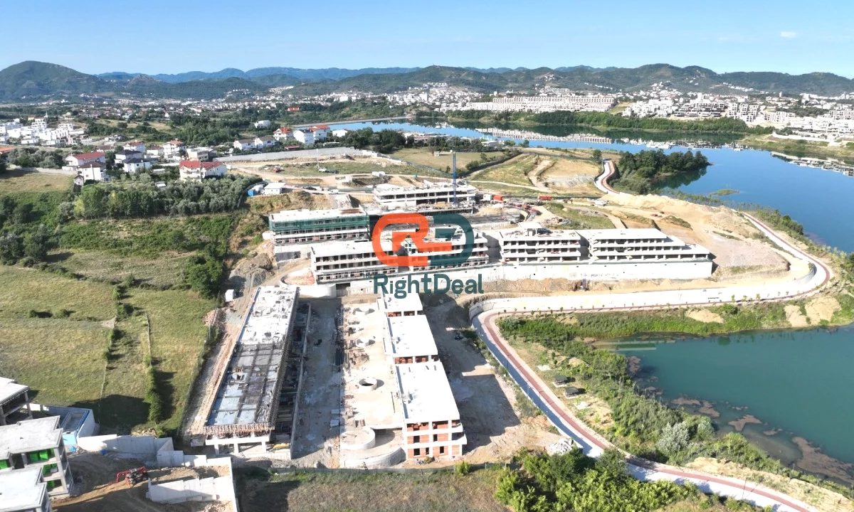 Shtepi ne shitje Apartament ne Tirane, 1+1, Mobilimi Bosh, pa mobiluar, Pagesa 194,000  Euro.