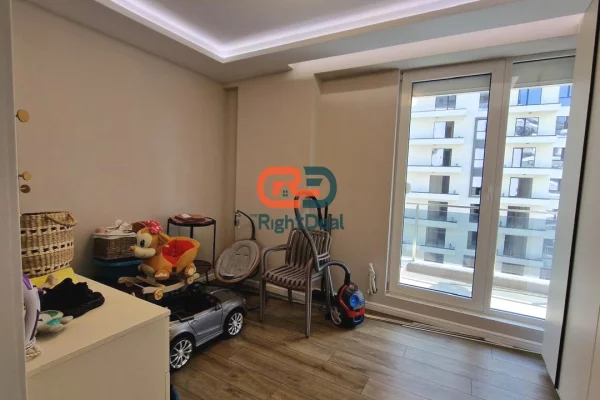 Shtepi me qera Apartament ne Tirane, 3+1, Mobilimi E mobiluar, Pagesa 1,200  Euro.