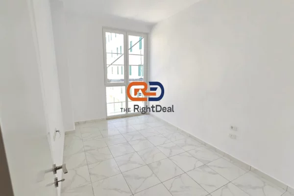 Shtepi me qera Apartament ne Tirane, 3+1, Mobilimi Bosh, pa mobiluar, Pagesa 1,000  Euro.