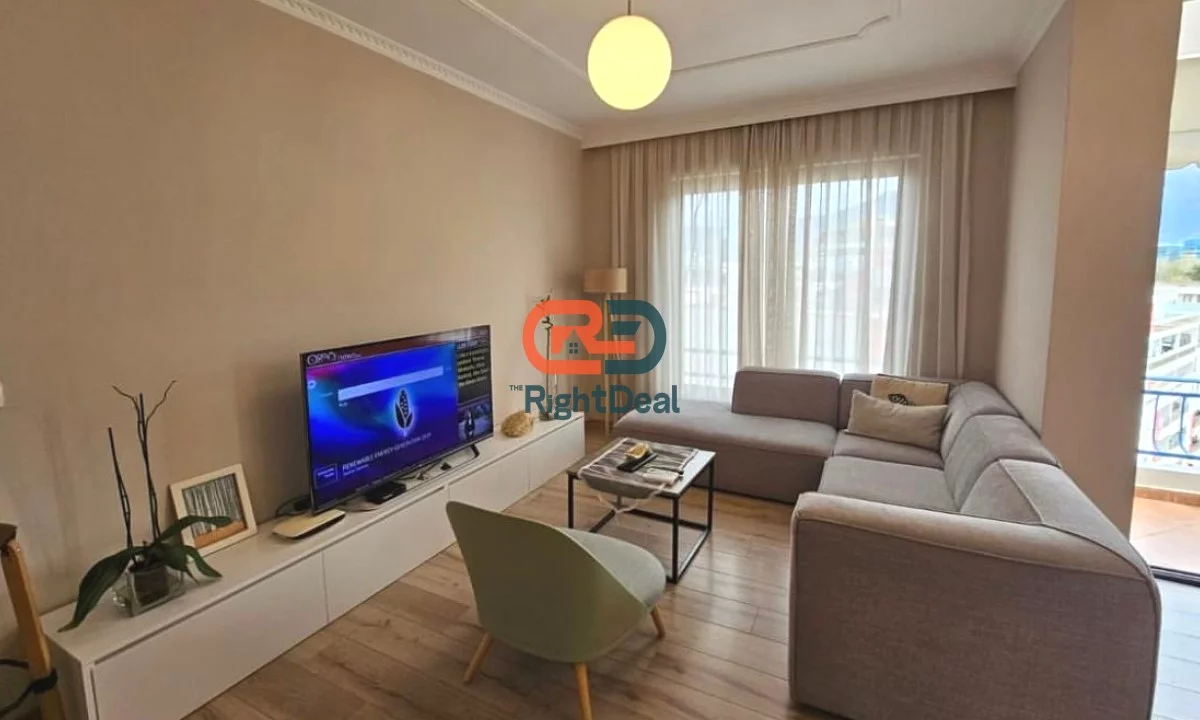 Shtepi me qera Apartament ne Tirane, 2+1, Mobilimi E mobiluar, Pagesa 1,500  Euro.
