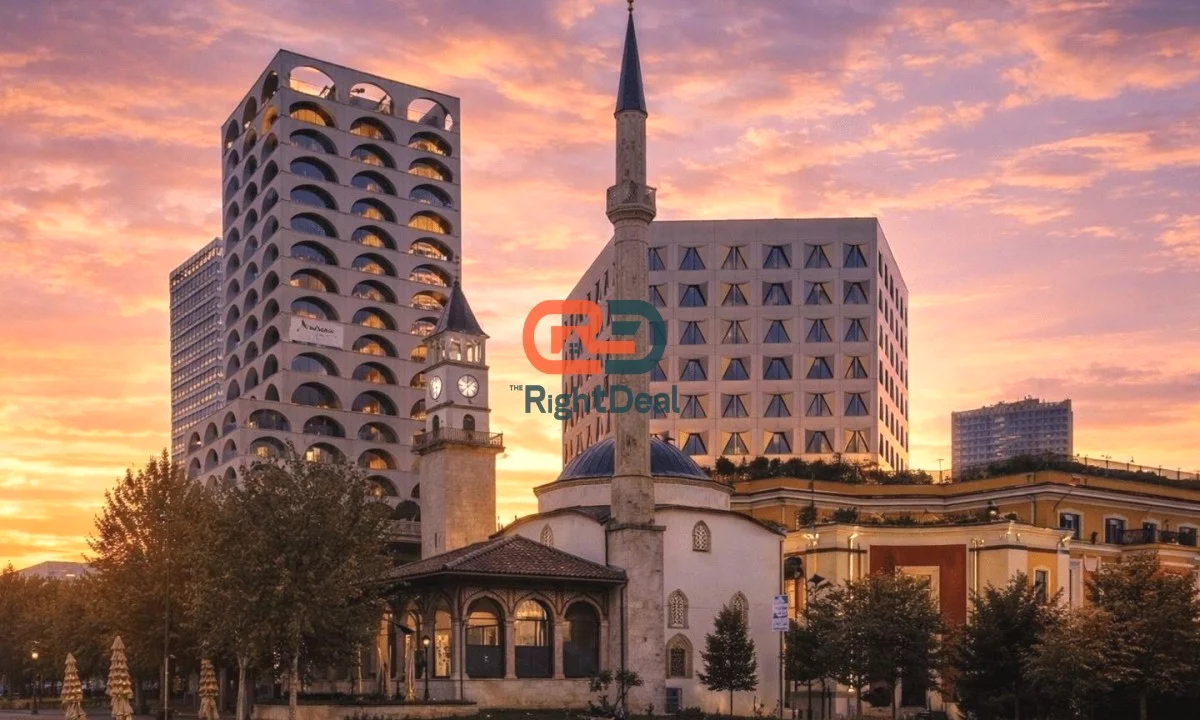 Shtepi ne shitje Apartament ne Tirane, 2+1, Mobilimi Bosh, pa mobiluar, Pagesa 1,200,000  Euro.