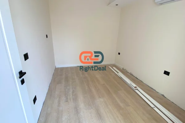 House for Sale Apartment in Tirana, 1+1, Furniture Emty, Payment 150,000  Euro.