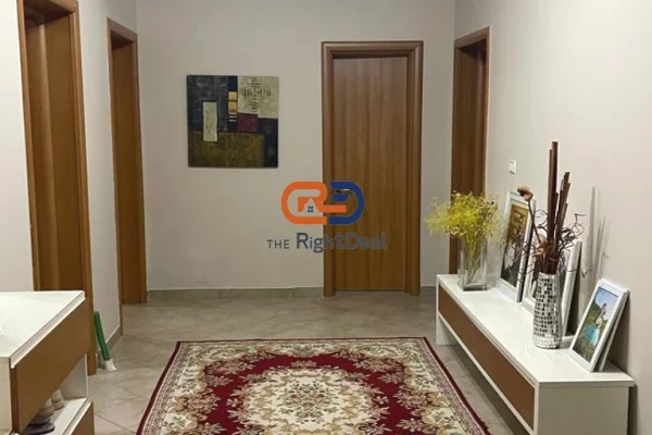 Shtepi ne shitje Vila Luksoze ne Tirane, 4+1, Mobilimi E mobiluar, Pagesa 325,000  Euro.