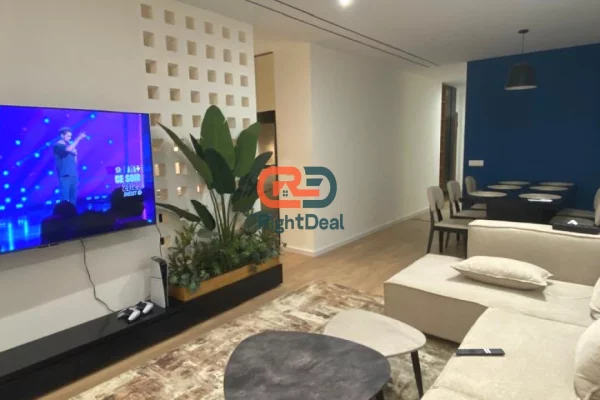 Shtepi me qera Apartament ne Tirane, 3+1, Mobilimi E mobiluar, Pagesa 1,100  Euro.