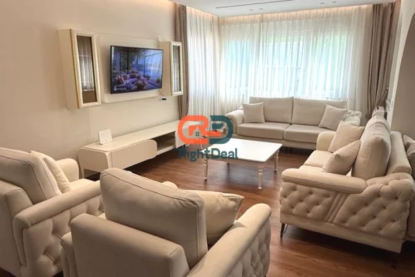 Shtepi me qera 2+1 ne Tirane - 1,500 Euro