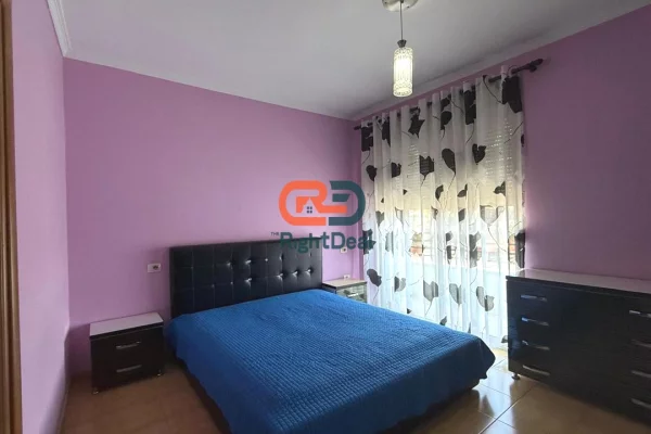 Shtepi ne shitje Apartament ne Tirane, 2+1, Mobilimi E mobiluar, Pagesa 207,000  Euro.