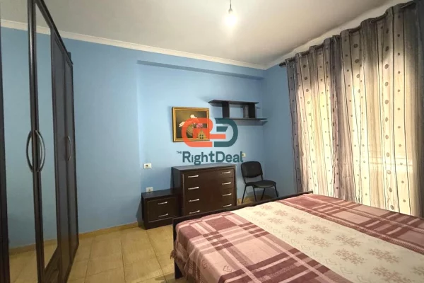 Shtepi ne shitje Apartament ne Tirane, 2+1, Mobilimi E mobiluar, Pagesa 207,000  Euro.