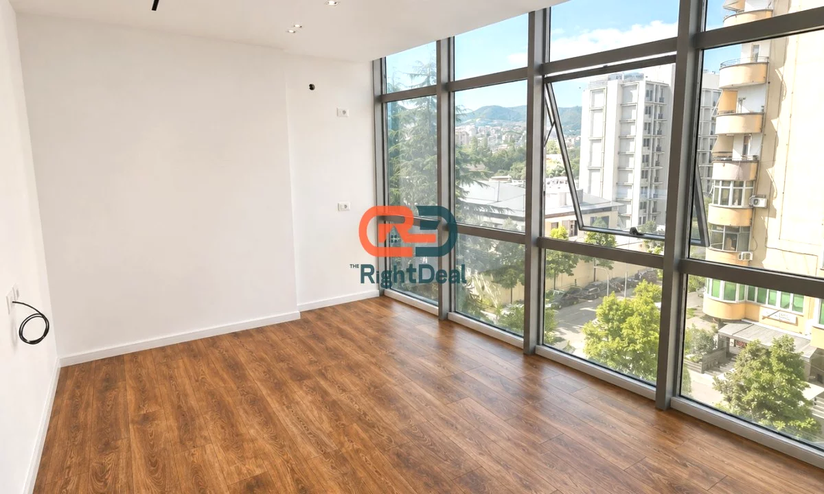 House for Sale Apartment in Tirana, 1+1, Furniture Emty, Payment 1,780,000  Euro.