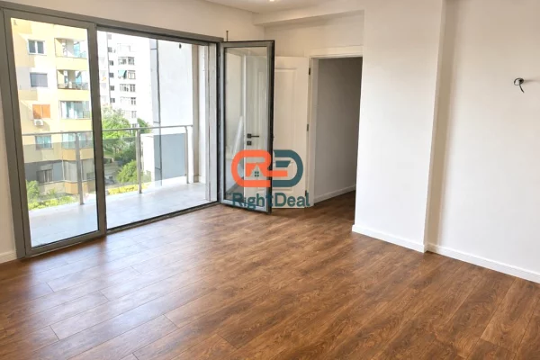 House for Sale Apartment in Tirana, 1+1, Furniture Emty, Payment 1,780,000  Euro.