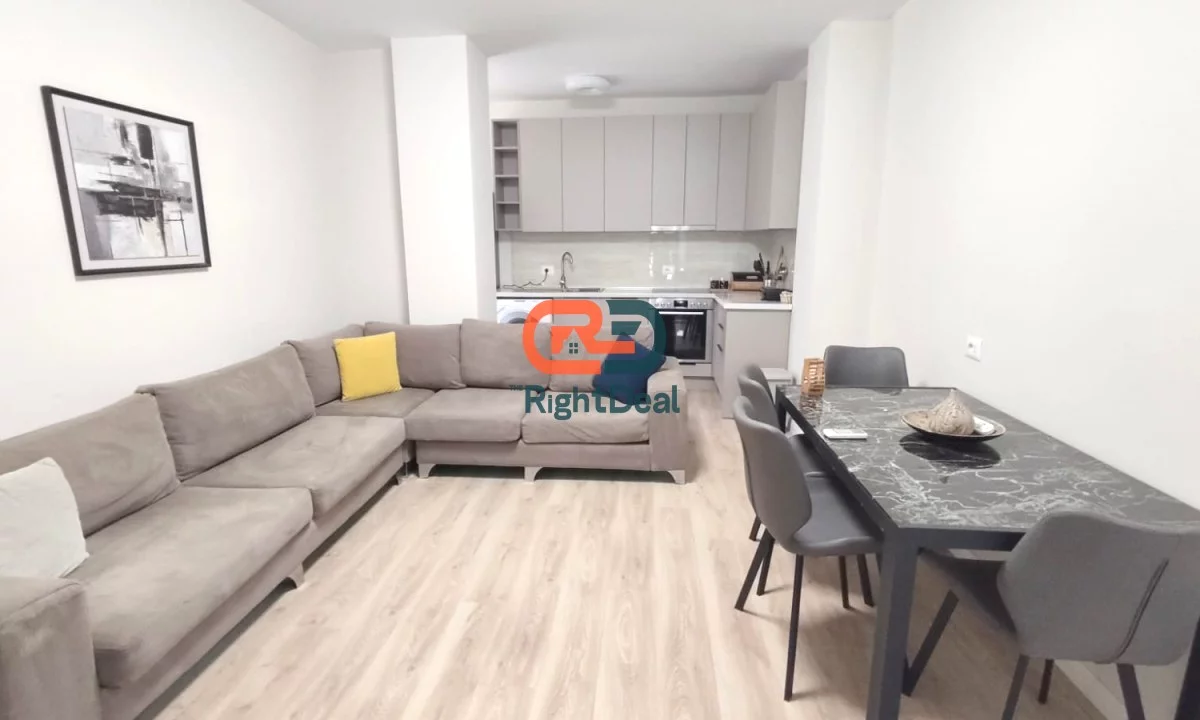 Shtepi me qera Apartament ne Tirane, 1+1, Mobilimi E mobiluar, Pagesa 600  Euro.