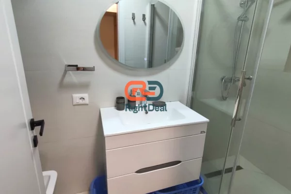 Shtepi me qera Apartament ne Tirane, 1+1, Mobilimi E mobiluar, Pagesa 600  Euro.