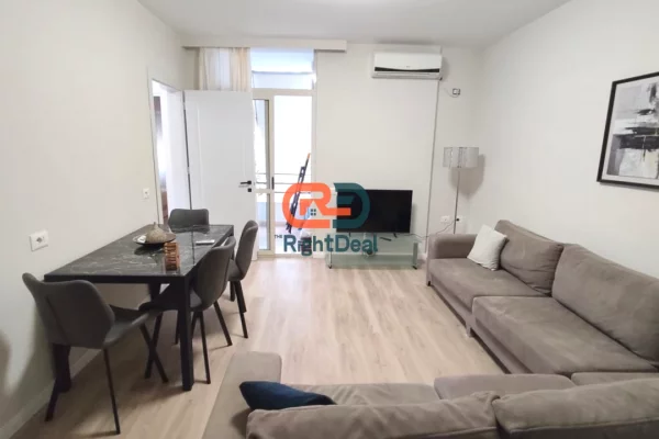 Shtepi me qera Apartament ne Tirane, 1+1, Mobilimi E mobiluar, Pagesa 600  Euro.