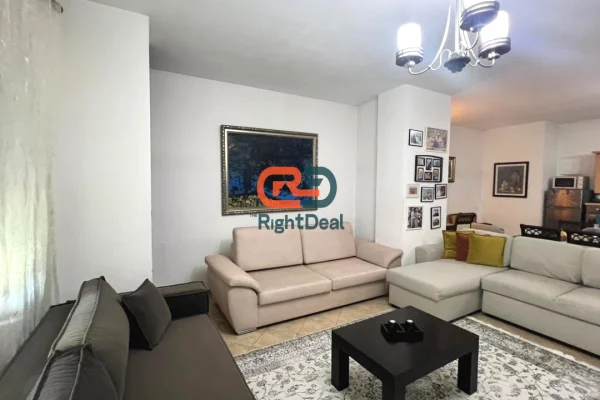 Shtepi ne shitje Apartament ne Tirane, 1+1, Mobilimi E mobiluar, Pagesa 190,000  Euro.