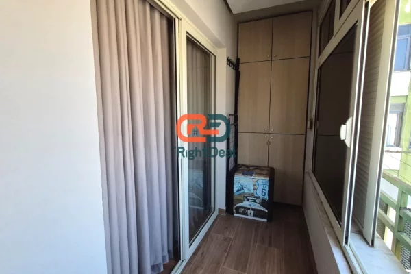 Shtepi ne shitje Apartament ne Tirane, 1+1, Mobilimi E mobiluar, Pagesa 190,000  Euro.