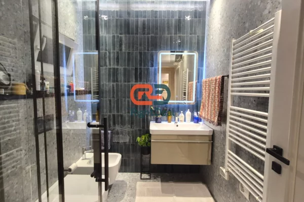 Shtepi ne shitje Apartament ne Tirane, 1+1, Mobilimi E mobiluar, Pagesa 190,000  Euro.