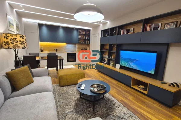 Shtepi ne shitje Apartament ne Tirane, 1+1, Mobilimi E mobiluar, Pagesa 190,000  Euro.