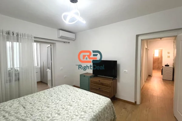 Shtepi me qera Apartament ne Tirane, 2+1, Mobilimi E mobiluar, Pagesa 75,000  Leke.