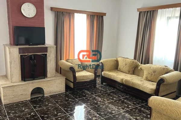 Shtepi me qera 2+1 ne Tirane - 650 Euro