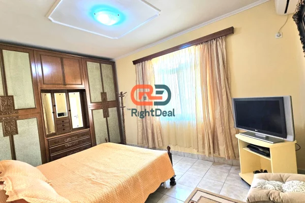 Shtepi me qera Apartament ne Tirane, 2+1, Mobilimi E mobiluar, Pagesa 7,000  Euro.