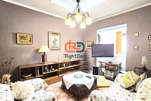 Shtepi me qera 2+1 ne Tirane - 7,000 Euro