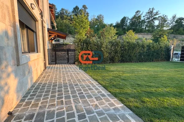 Shtepi ne shitje 2+1 ne Tirane - 545,000 Euro