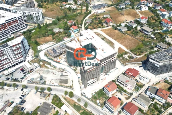 Shtepi ne shitje Apartament ne Tirane, 2+1, Mobilimi Bosh, pa mobiluar, Pagesa 115,000  Euro.