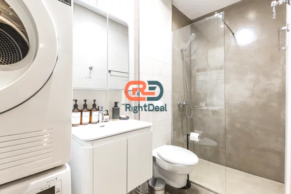 House for Sale Apartment in Himara, Garsoniere, Furniture Furnished, Payment 150,000  Euro.
