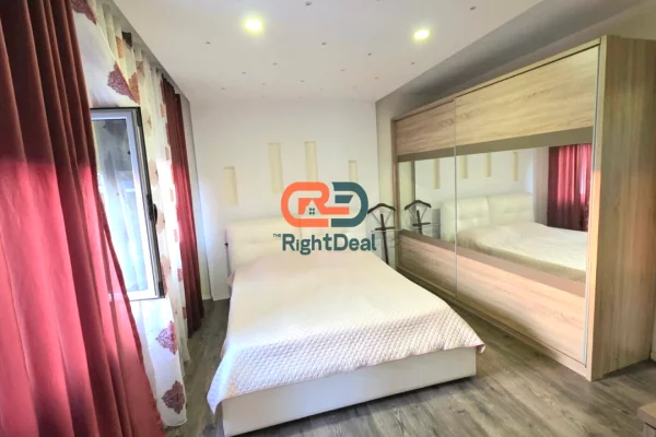 Shtepi ne shitje Apartament ne Tirane, 2+1, Mobilimi E mobiluar, Pagesa 1,930,000  Euro.