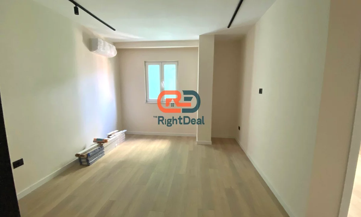 House for Sale Apartment in Tirana, 1+1, Furniture Emty, Payment 145,000  Euro.