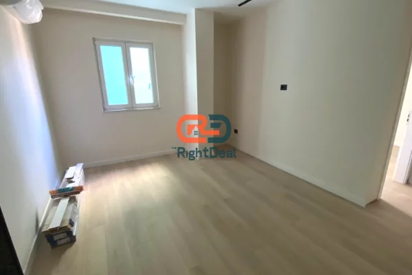 House for Sale Apartment in Tirana, 1+1, Furniture Emty, Payment 145,000  Euro.