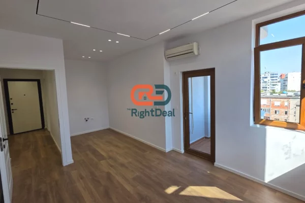 Tek Ish Stacioni I Fundit I Tiranes Se Re, Shitet Super Apartament 1+1, Ideal Per Banim Dhe Investim