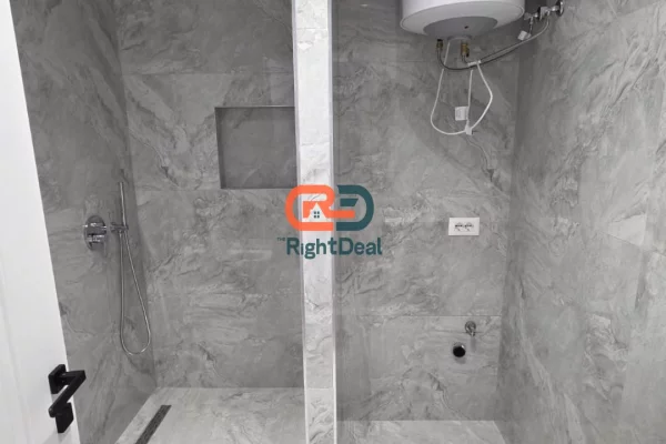 Shtepi ne shitje Apartament ne Tirane, 1+1, Mobilimi Bosh, pa mobiluar, Pagesa 143,000  Euro.