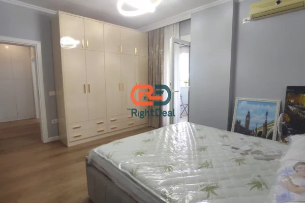 Shtepi me qera Apartament ne Tirane, 2+1, Mobilimi E mobiluar, Pagesa 1,050  Euro.