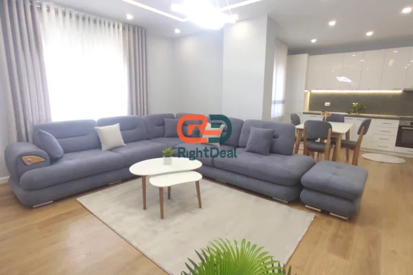 Shtepi me qera Apartament ne Tirane, 2+1, Mobilimi E mobiluar, Pagesa 1,050  Euro.