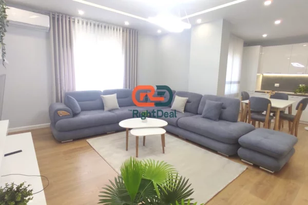 Shtepi me qera Apartament ne Tirane, 2+1, Mobilimi E mobiluar, Pagesa 1,050  Euro.
