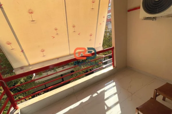 Shtepi me qera Apartament ne Tirane, 2+1, Mobilimi E mobiluar, Pagesa 1,200  Euro.