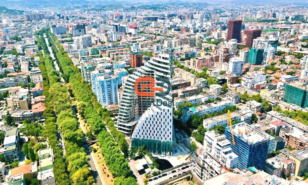 Shtepi ne shitje Apartament ne Tirane, 2+1, Mobilimi Bosh, pa mobiluar, Pagesa 645,000  Euro.