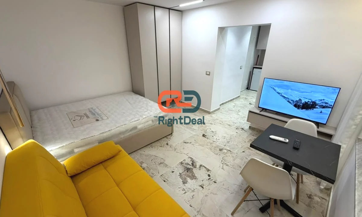 Shtepi ne shitje Apartament ne Tirane, Garsoniere, Mobilimi E mobiluar, Pagesa 87,000  Euro.