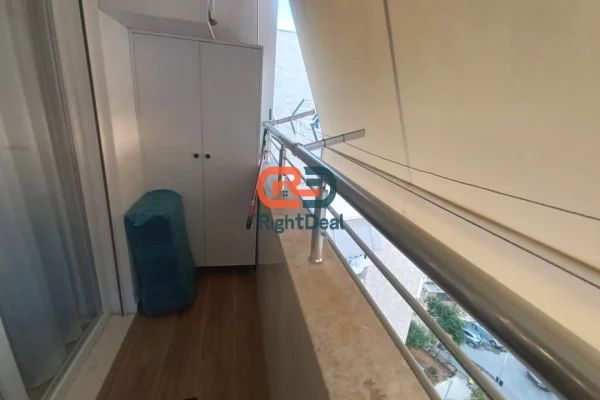 Shtepi ne shitje Apartament ne Tirane, 2+1, Mobilimi Bosh, pa mobiluar, Pagesa 241,000  Euro.