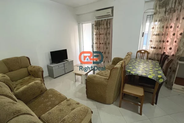 Shtepi ne shitje Apartament ne Tirane, 1+1, Mobilimi E mobiluar, Pagesa 125,000  Euro.