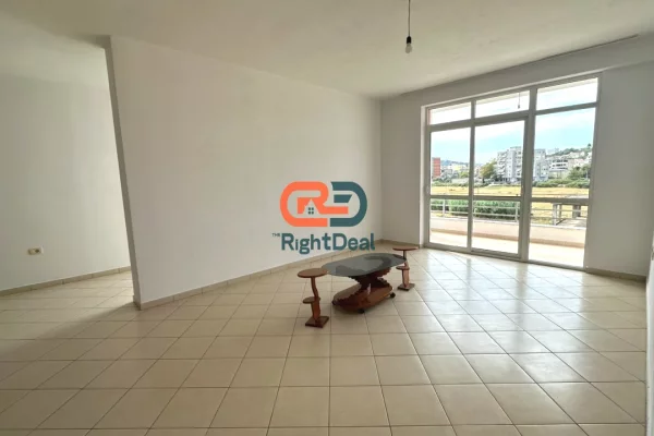 Ne Astir, Shitet Apartament 2+1 Me Planimetri Perfekte !!!