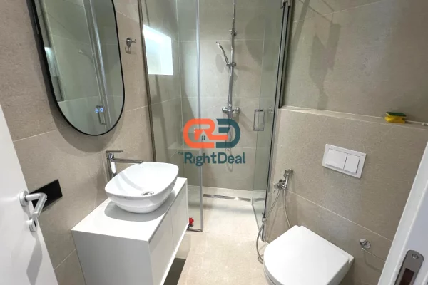 Shtepi me qera Apartament ne Tirane, 2+1, Mobilimi E mobiluar, Pagesa 1,150  Euro.