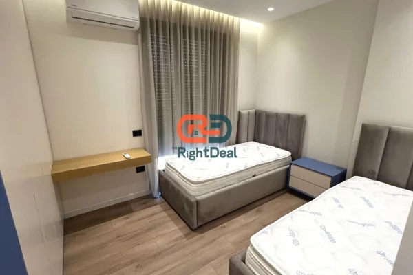 Shtepi me qera Apartament ne Tirane, 2+1, Mobilimi E mobiluar, Pagesa 1,150  Euro.
