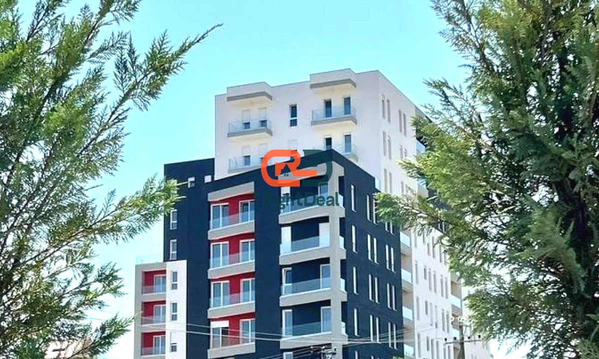 Shtepi ne shitje Apartament ne Tirane, 3+1, Mobilimi Pjeserisht e mobiluar, Pagesa 210,000  Euro.