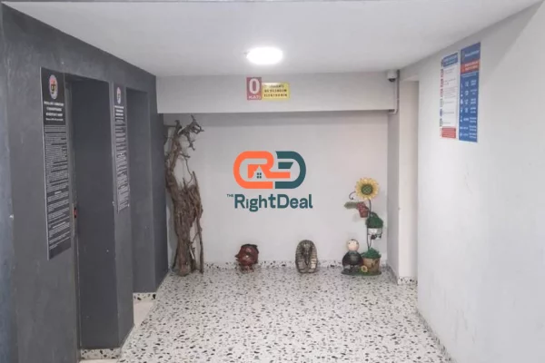 Shtepi ne shitje Apartament ne Tirane, 3+1, Mobilimi Pjeserisht e mobiluar, Pagesa 210,000  Euro.