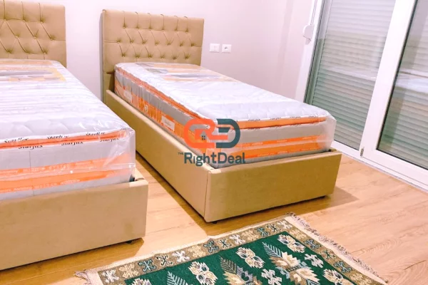 Shtepi me qera Apartament ne Tirane, 2+1, Mobilimi E mobiluar, Pagesa 540  Euro.