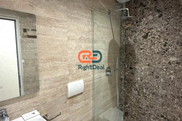 Shtepi ne shitje Apartament ne Tirane, 1+1, Mobilimi Bosh, pa mobiluar, Pagesa 140,000  Euro.
