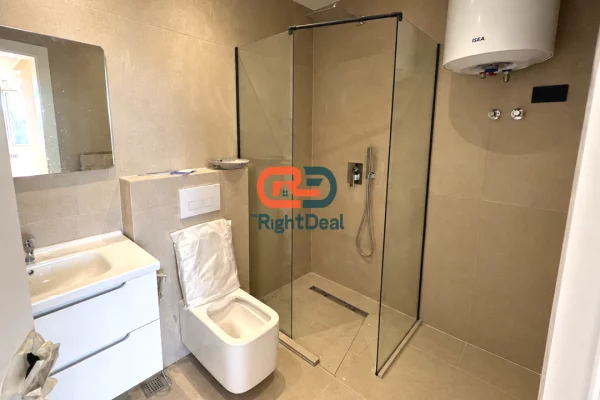 Shtepi ne shitje Apartament ne Tirane, 1+1, Mobilimi Bosh, pa mobiluar, Pagesa 150,000  Euro.
