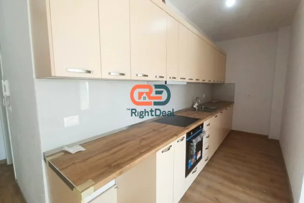 Shtepi me qera Apartament ne Tirane, 1+1, Mobilimi Bosh, pa mobiluar, Pagesa 550  Euro.