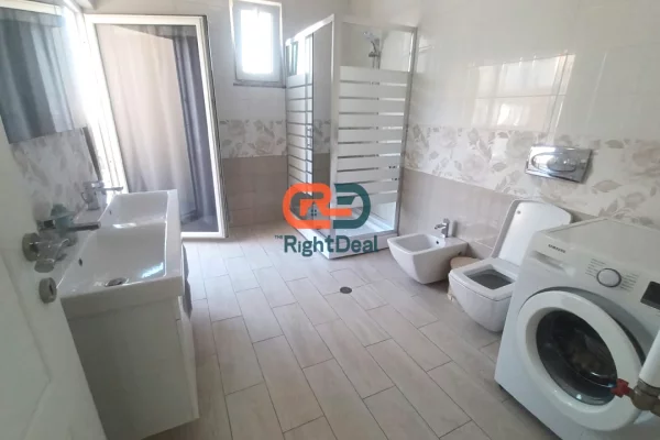 Shtepi me qera Apartament ne Tirane, 1+1, Mobilimi E mobiluar, Pagesa 770  Euro.